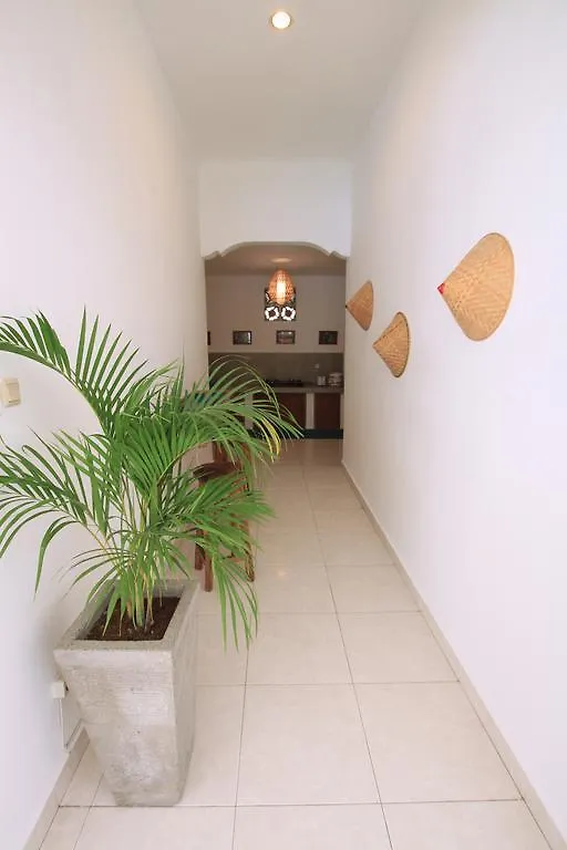 Villa Simule Seminyak Indonesia