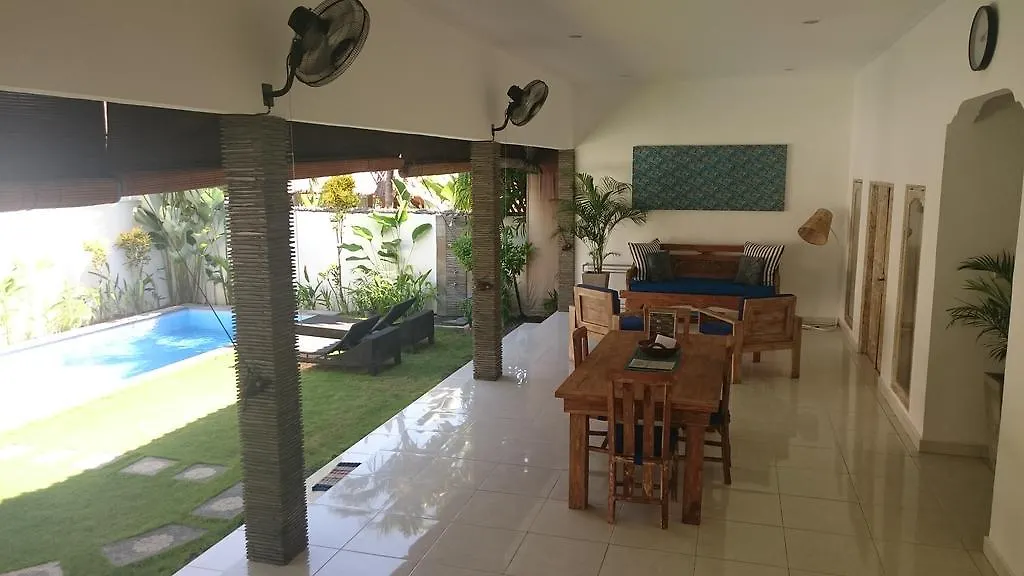 Villa Simule Seminyak Indonesia